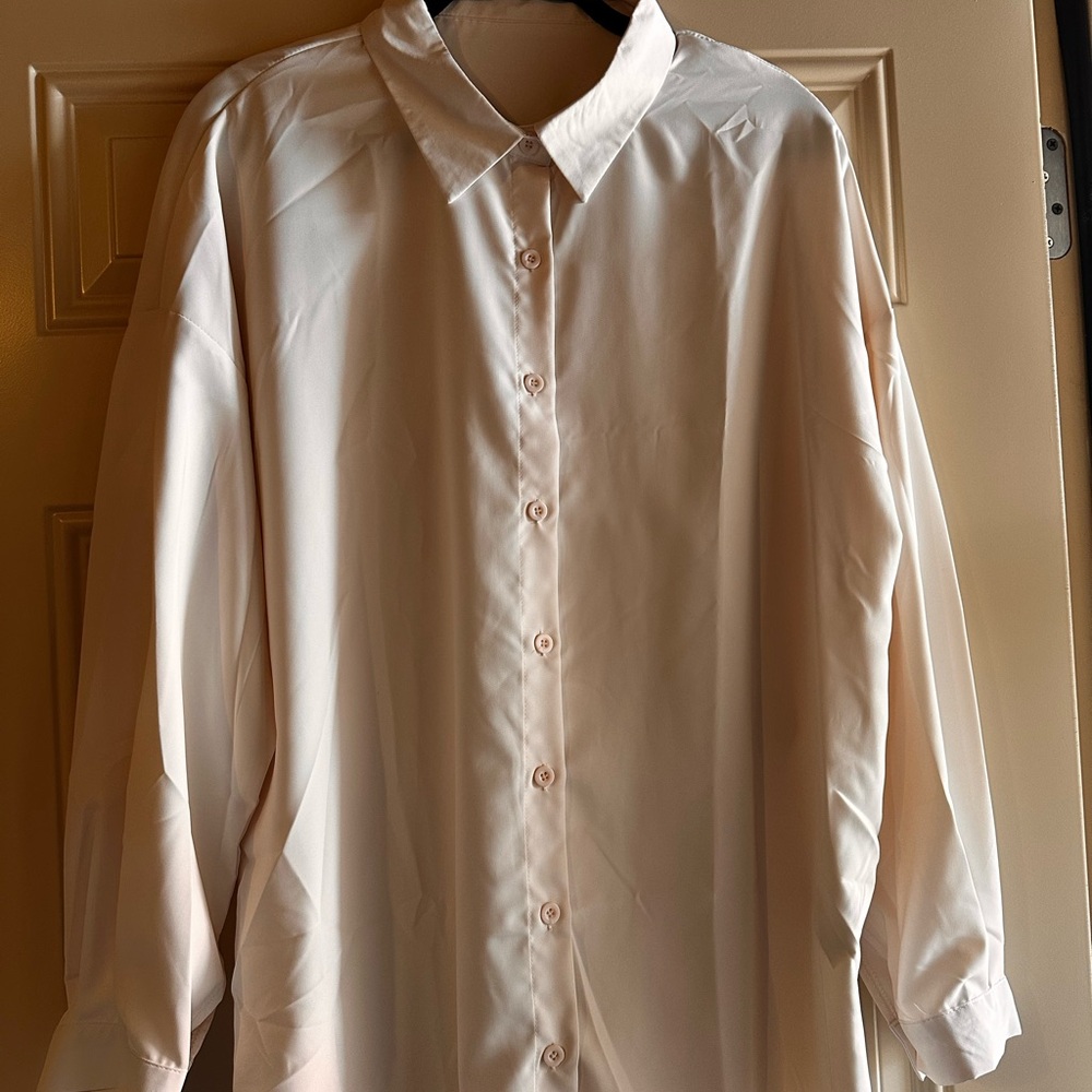 SHEIN Ladies Button Down Cream Shirt